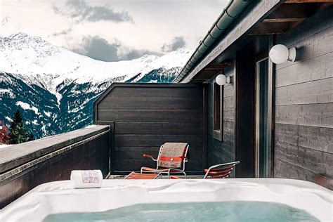 10 Luxury Ski Chalets in Verbier for a Cozy Winter Holiday