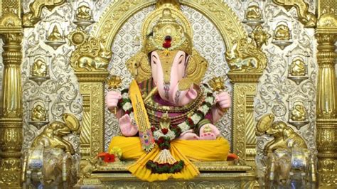 Dagdusheth Ganpati Idol Live Darshan & Streaming Online For Ganesh Chaturthi 2021: Here's How ...