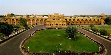 Maharaja's Palace Jaisalmer (Entry Fee, Timings, History, Built by ...