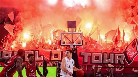 Hapoel Tel Aviv Fans Invaded Edel-optics.de Arena || Hamburg Towers ...