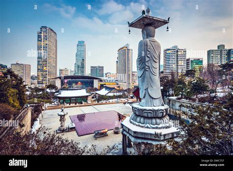 Seoul, South Korea cityscape in Gangnam District Stock Photo - Alamy