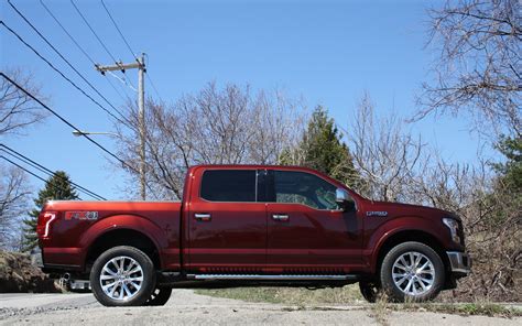 2016 Ford F-150 Lariat FX4 Crew Cab: 5.0 Litres of Happiness - 7/27