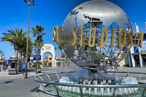 Universal Studios Hollywood CityWalk Universal Globe-micechat - MiceChat