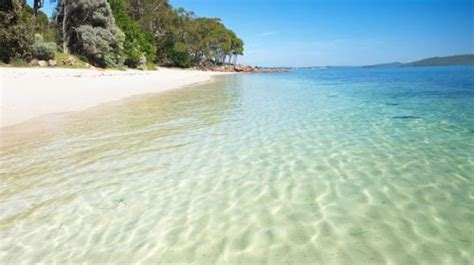 Dutchies Beach • Stay Port Stephens