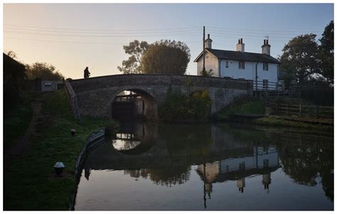 Grand Union Canal at Grove Lock near Leighton Buzzard. | Flickr