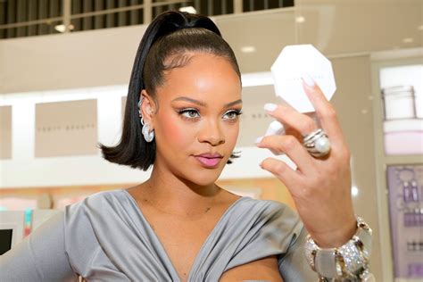 Rihanna Celebrates The Launch of Fenty Beauty at Ulta Beauty - Grazia