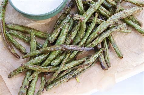 Sweet & Spicy Air Fryer Green Bean Fries - Slice of Jess