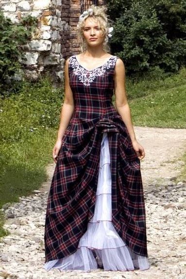 Traditional Scottish Tartan Wedding Dress | Traditional Wedding Dresses