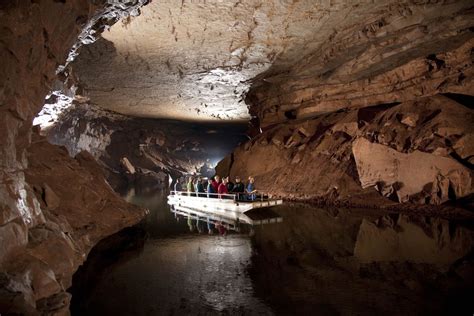 Top 8 Kentucky Caves to Tour