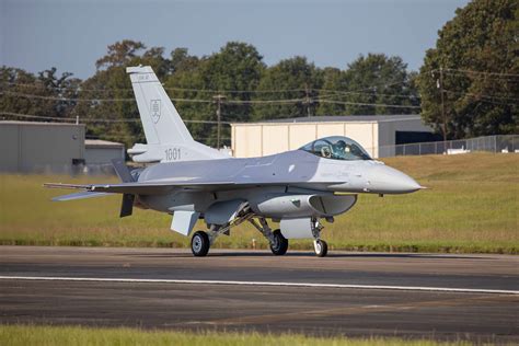 Lockheed Martin Announces Successful Flight of First Slovakian F-16 ...