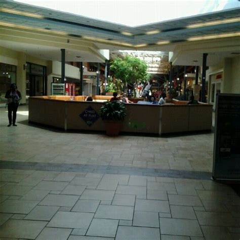 Bayshore Mall Food Court (Now Closed) - 5800 N Bayshore Dr