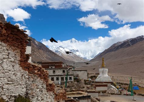 Visit Everest Base Camp on a trip to Tibet | Audley Travel