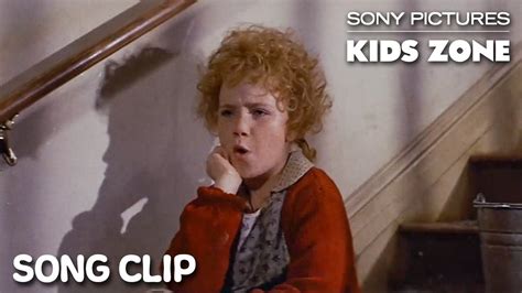 ANNIE : “It's The Hard-Knock Life” Full Clip | Sony Pictures Kids Zone ...