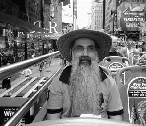 Sirus Kashefi in New York City in 2013 | Long beard styles, Tourist sites, Long beards