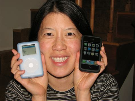 mommy bytes: The iPod classic vs. iPod touch