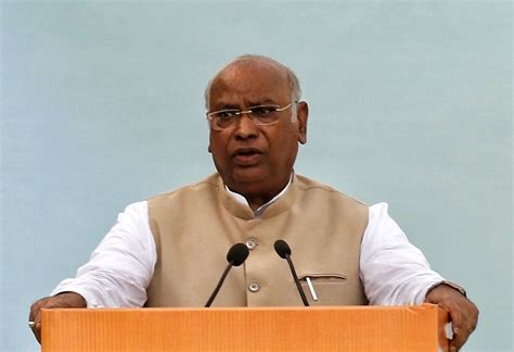 Free Photo : Mallikarjun Kharge