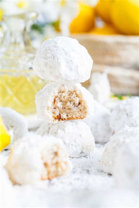 Limoncello Italian Wedding Cookies - xoxoBella