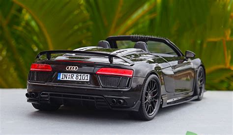 Audi R8 V10 Plus Spyder Black | SPORTCars