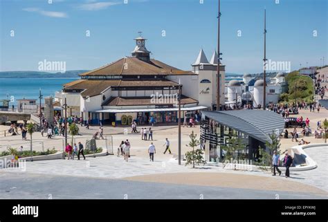 Bournemouth Promenade and Pier Entrance, Dorset, England, UK Stock ...