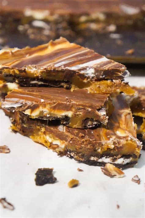 Chocolate Caramel Oreo Bars - THIS IS NOT DIET FOOD