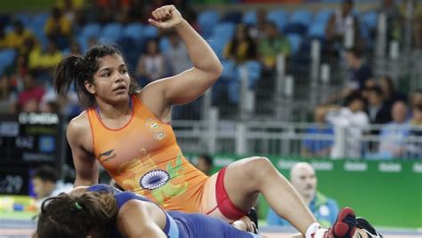 Commonwealth Games: Sakshi Malik wins India's eighth gold medal; second ...
