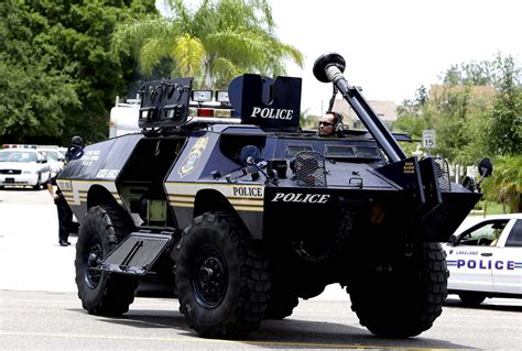 Armored Swat Vehicle 8 - MEGA EV