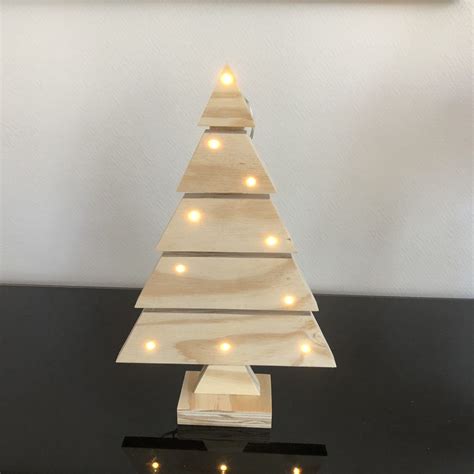 Houten kerstboom met verlichting (30 cm) – A N V I