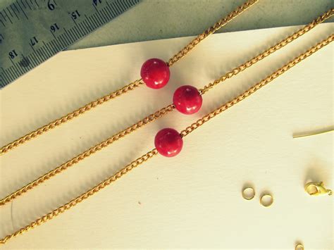 WobiSobi: Bead and Chain Necklace, DIY