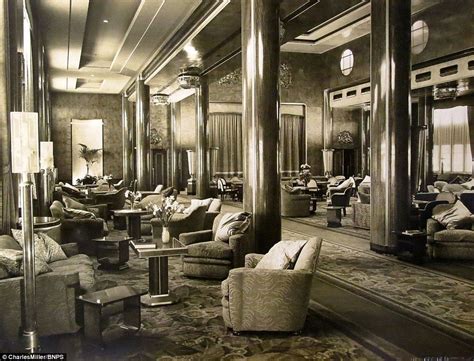 Fascinating images of RMS Queen Mary surface after 80 years | Interior deco, Queen mary ship ...