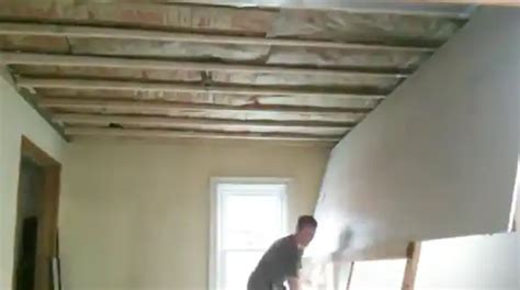 How to Assemble a Drywall Lift: DIY 8 Steps [Easy Setup]