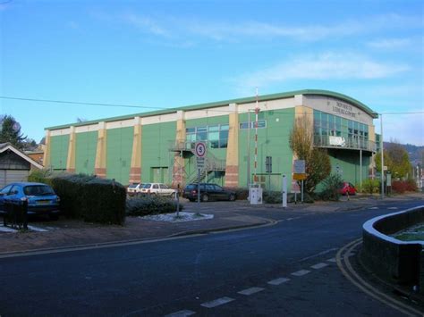 Monmouth Leisure Centre © David P Howard cc-by-sa/2.0 :: Geograph ...