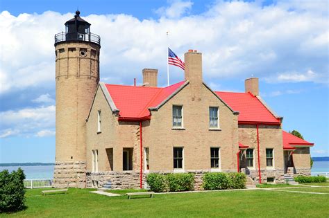 10 Best Things to Do in Mackinaw City - Walk a Colonial Village ...