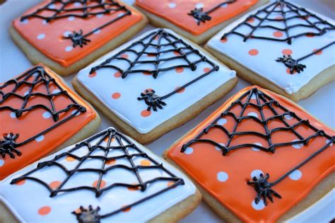 Spider Halloween square Cookies | Halloween cookies decorated, Cookie decorating, Fall cookies