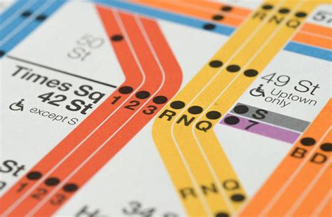 How Graphic Design Legend Massimo Vignelli Cracked the NYC Subway ...