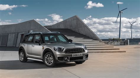 New MINI Countryman Goes Plug-in With 224 HP ALL4 Hybrid Model ...