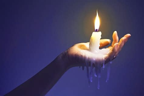 What Temperature Does Candle Wax Melt At? Find Out Here!