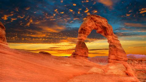 How to Plan an RV Trip to Utah's National Parks - Getaway Couple