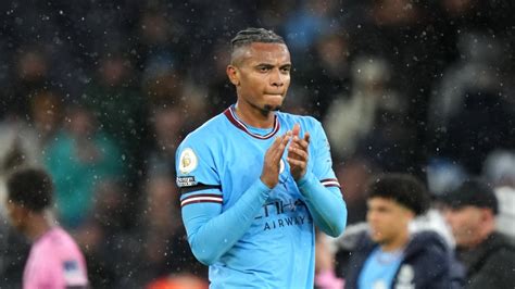 Akanji unconcerned by seven-point gap as Man City trail Arsenal