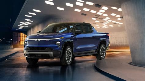 Chevy Silverado EV unveiled - set to launch in 2023 with $100,000+ price tag - Drive Tesla