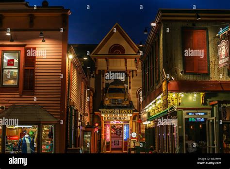 Route 66 restaurant bar maine hi-res stock photography and images - Alamy