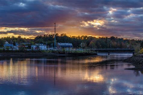 Border Crossing between Calais, Maine and St. Stephen, New Brunswick ...