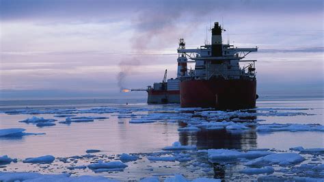 Shipping giants look lustily at the warming Arctic | Grist