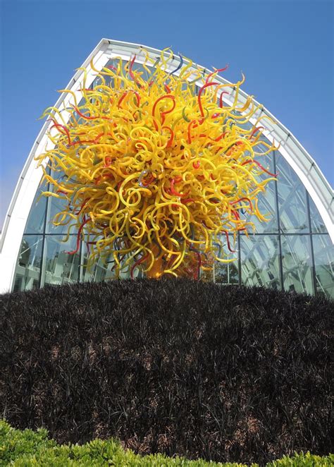 Dina's Travels: Chihuly Museum, Seattle