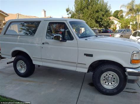 White Bronco from the infamous OJ Simpson police chase goes on sale | Ford bronco, White bronco ...