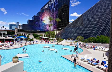 3 Best Family Friendly Hotels in Las Vegas | Yehiapress.org