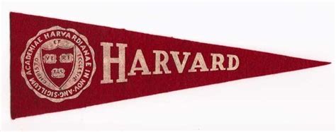 Vintage Mini Pennant Harvard University