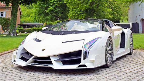 Lamborghini Veneno Roadster, il Toro più costoso di sempre