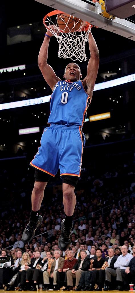 Russell Westbrook Dunk (#2872468) - HD Wallpaper & Backgrounds Download