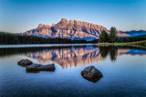 Sociolatte: Mt. Rundle at Sunrise, Banff National Park [1500 x 1001] by Steven Blackmon