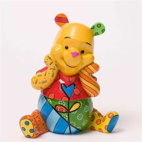 Winnie the Pooh Figurine | Winnie the pooh figurines, Winnie the pooh ...